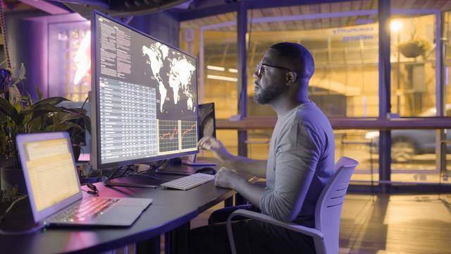 Transforming Supply Chain Risk Management with Data and Technology